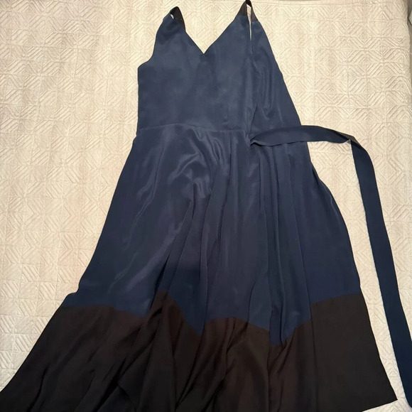 Navy and Black Wrap Dress, Club Monaco, US 2 - Picture 5 of 5